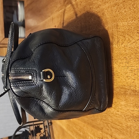 COACH East West Satchel Hand Bag Black Leather EUC - Picture 3 of 16